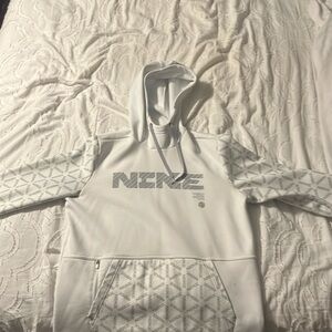 Men’s medium Nike therma fit pull over *2 wears*